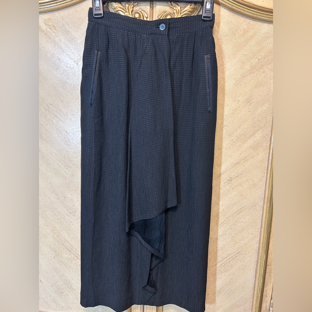 Escada Textured Black Front Pocket Cascade Draped Midi Skirt 34/ Small